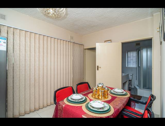 4 BEDROOM HOUSE FOR SALE IN SYDENHAM